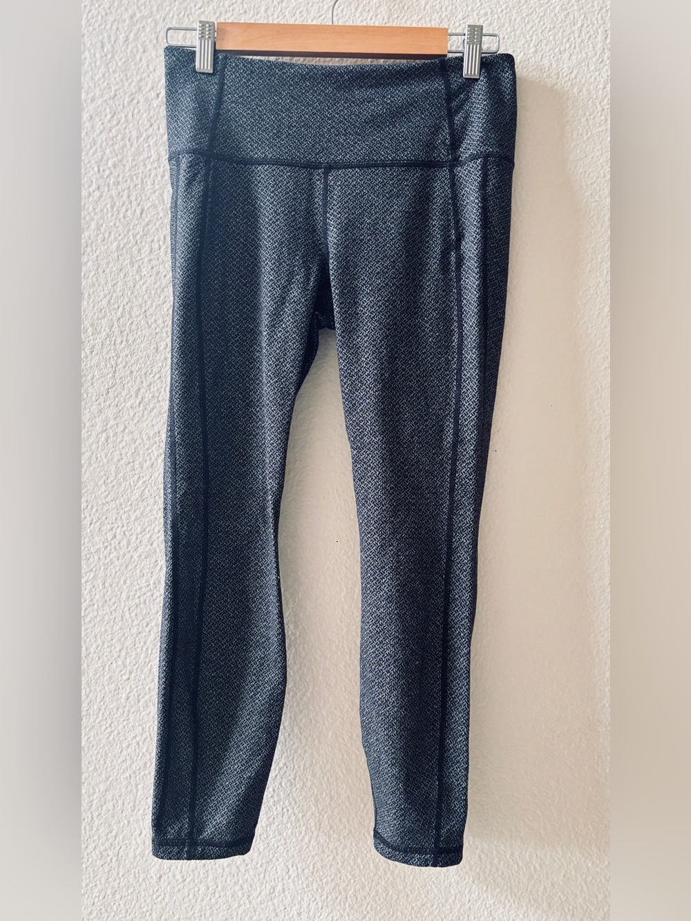 patterned athleta leggings